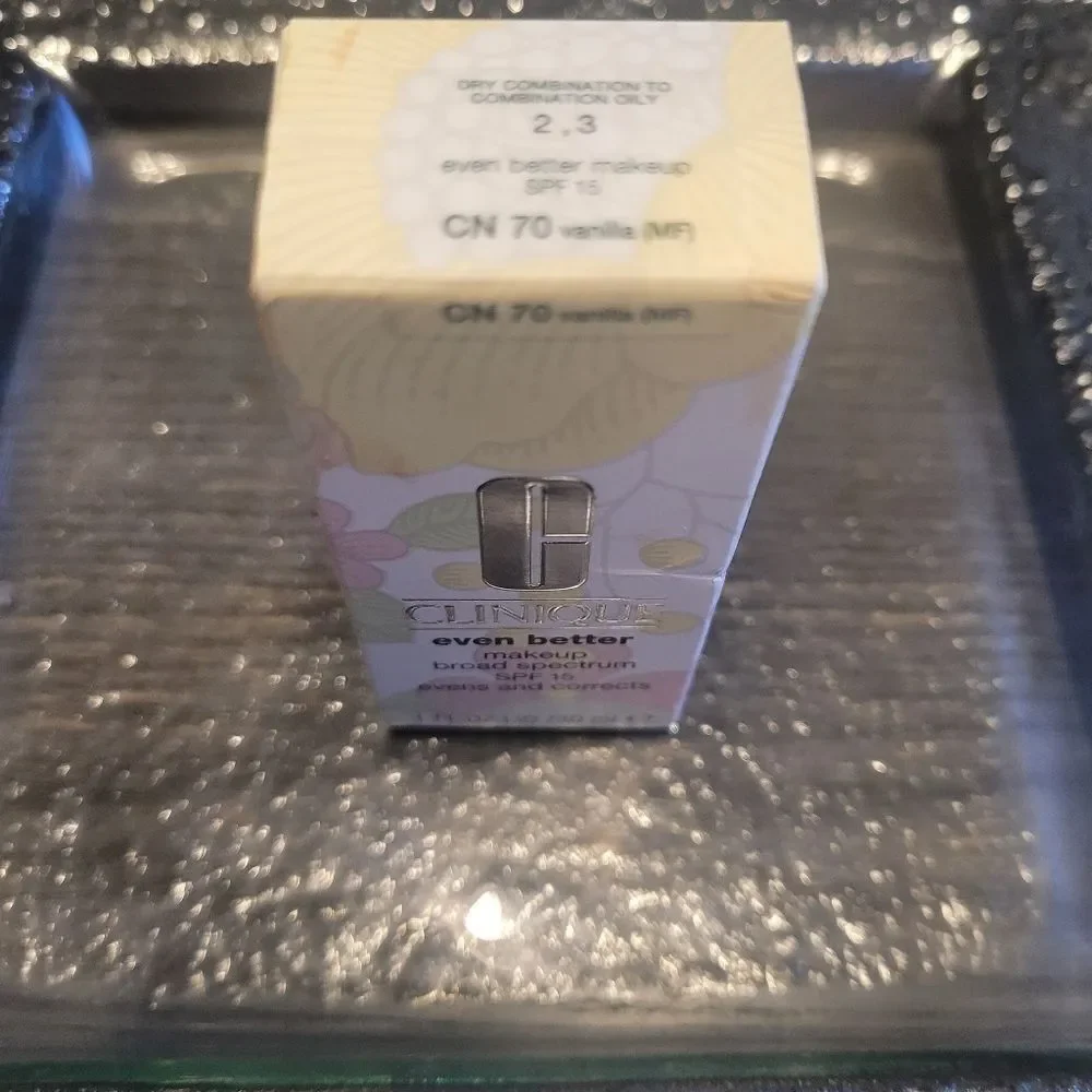 Clinique Even Better Makeup - Broad Spectrum SPF 15 - Cream 1 oz.